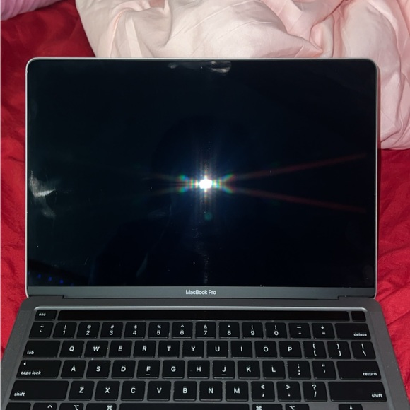 MacBook Pro 2020 13” (touchbar)